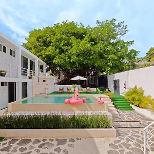 https://la-quinta-caribena.allrivieramayahotels.com