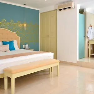 Unic Design & Restaurant- 5th Avenue (adults Only) Отель